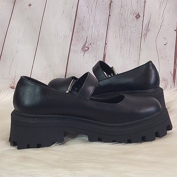 ASOS Design Y2K Style Chunky Black Mary Jane Platform Buckle Loafer Shoes Size 7 - Picture 9 of 16